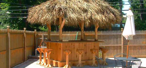 tiki-bar-by-pool